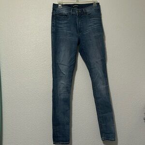 Express, size 6, medium- dark jean wash